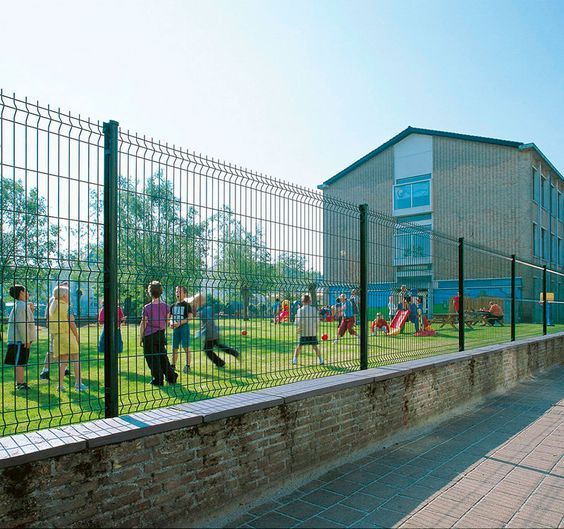 Vedações certificadas e soluções para obras públicas em Portugal